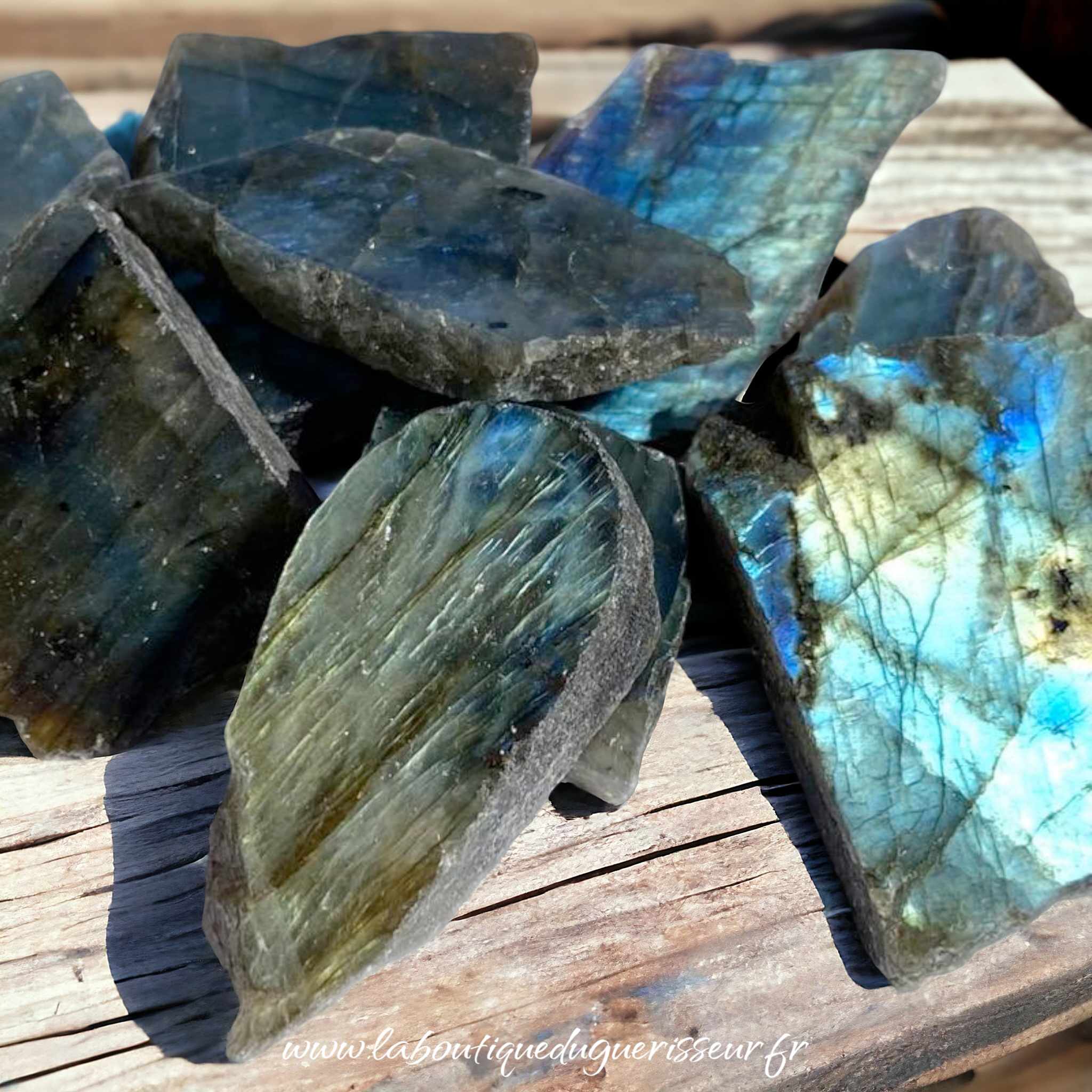LABRADORITE BRUTE A - 1 FACE POLIE