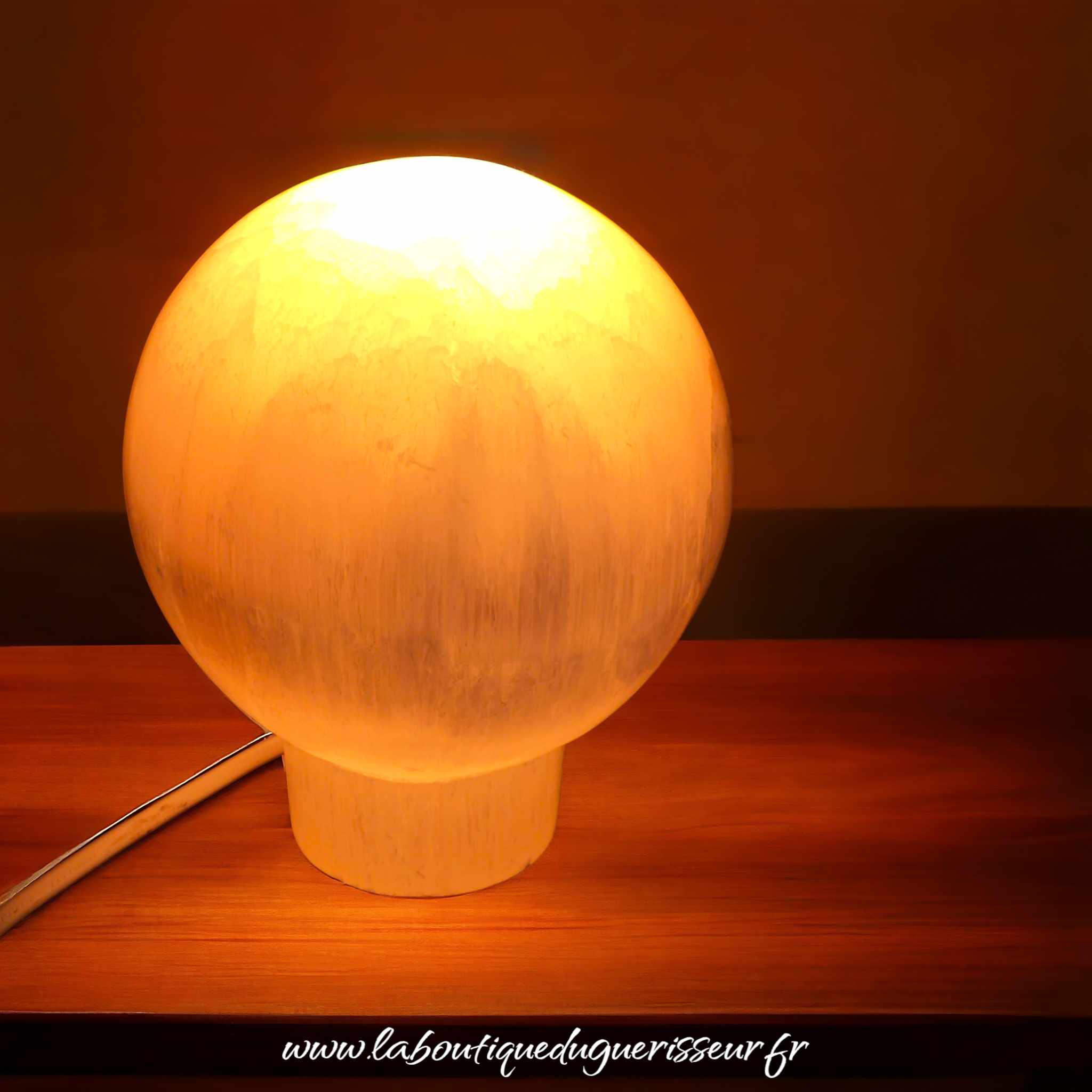 Lampe Sélénite Montagne - 20cm - Lampe En Pierre Naturelle