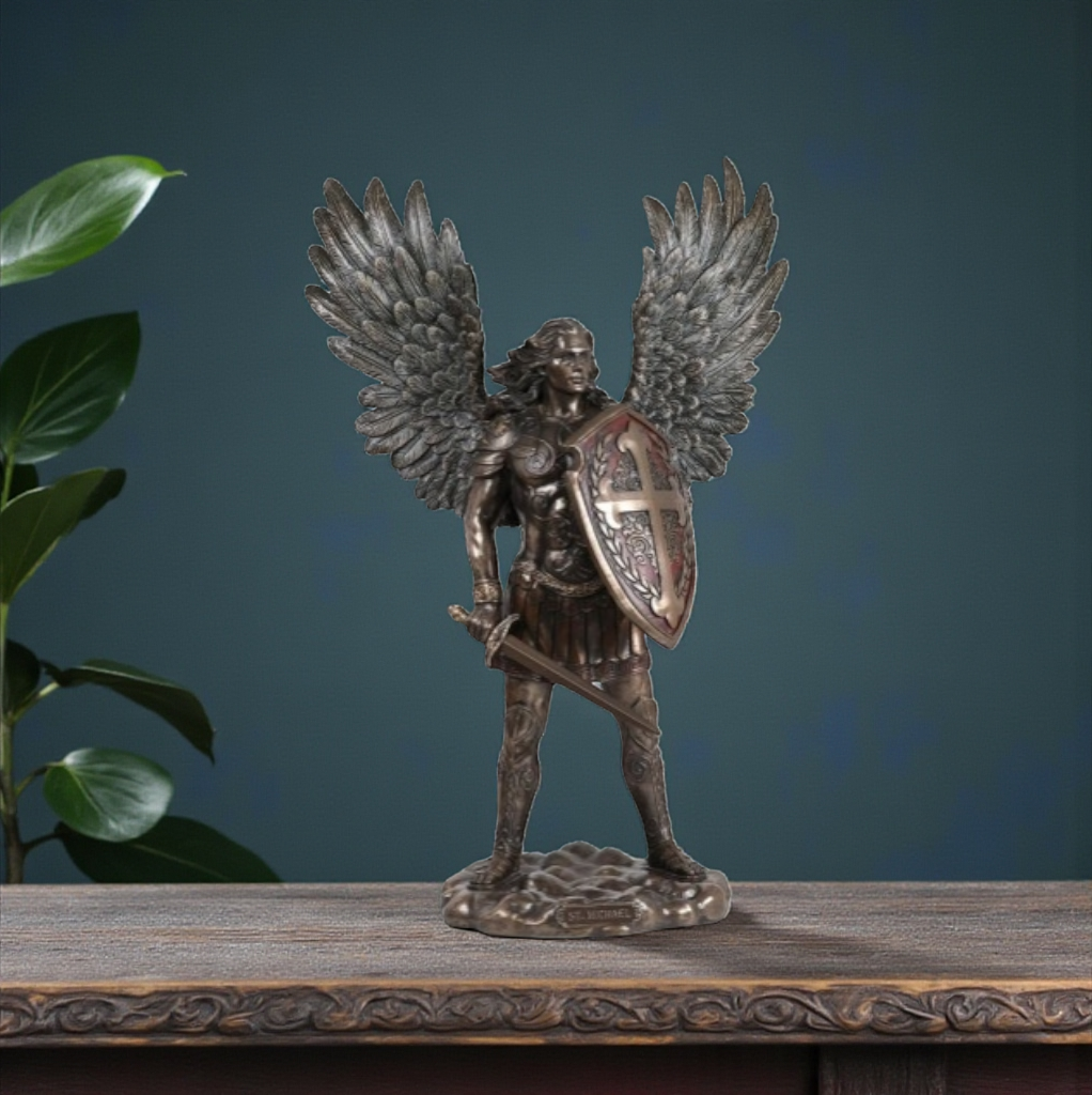 Statue de Saint Michel Archange avec Bouclier – Bronze coulé à froid (36 cm)