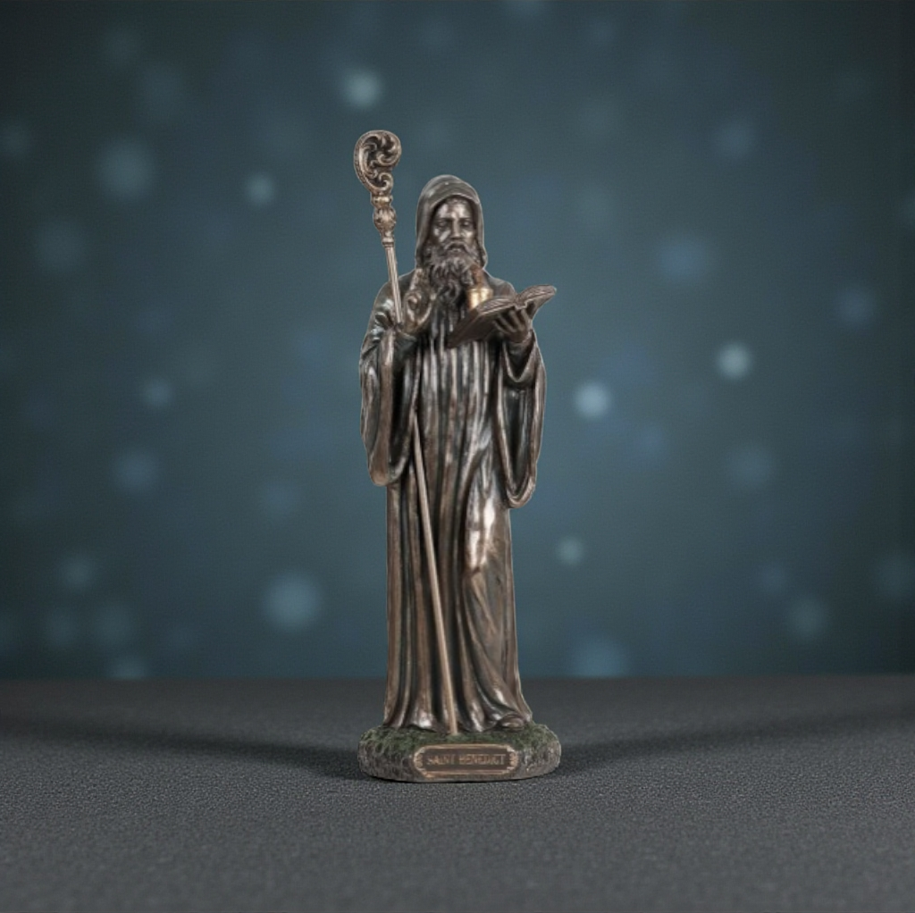 Statue de Saint Benoît – Bronze coulé à froid (23 cm)