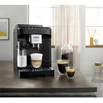 3-DELONGHI-magnifica-evo-latte-noir-design.jpg.pagespeed.ce.m_xmBxyxcY