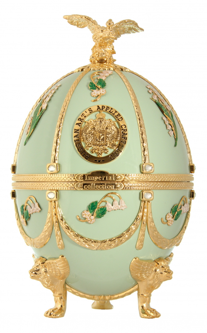Vodka imperial collection vert clair  avec cammeos LIGHT GREEN WITH LILYARD FABERGE EGG - STYLED CASE) www.oeuf-de-faberge.fr