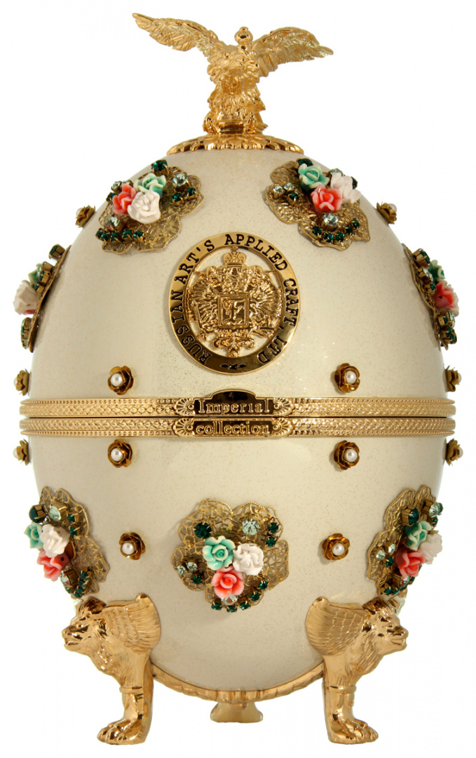Oeuf Fabergé blanc perle avec fleur vodka Imperial Collection Pearl With Flowers Faberge Egg