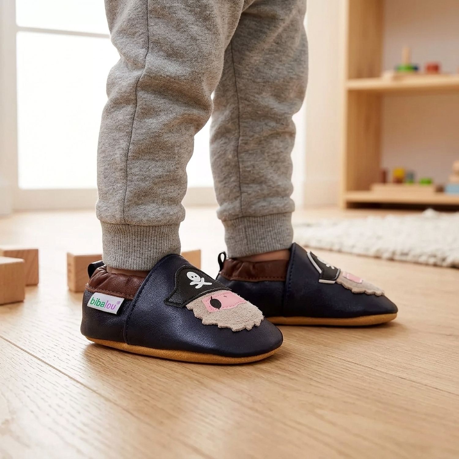 chaussons-bebe-cuir-souple-barbe-grise-le-pirate-portee-bebe-6