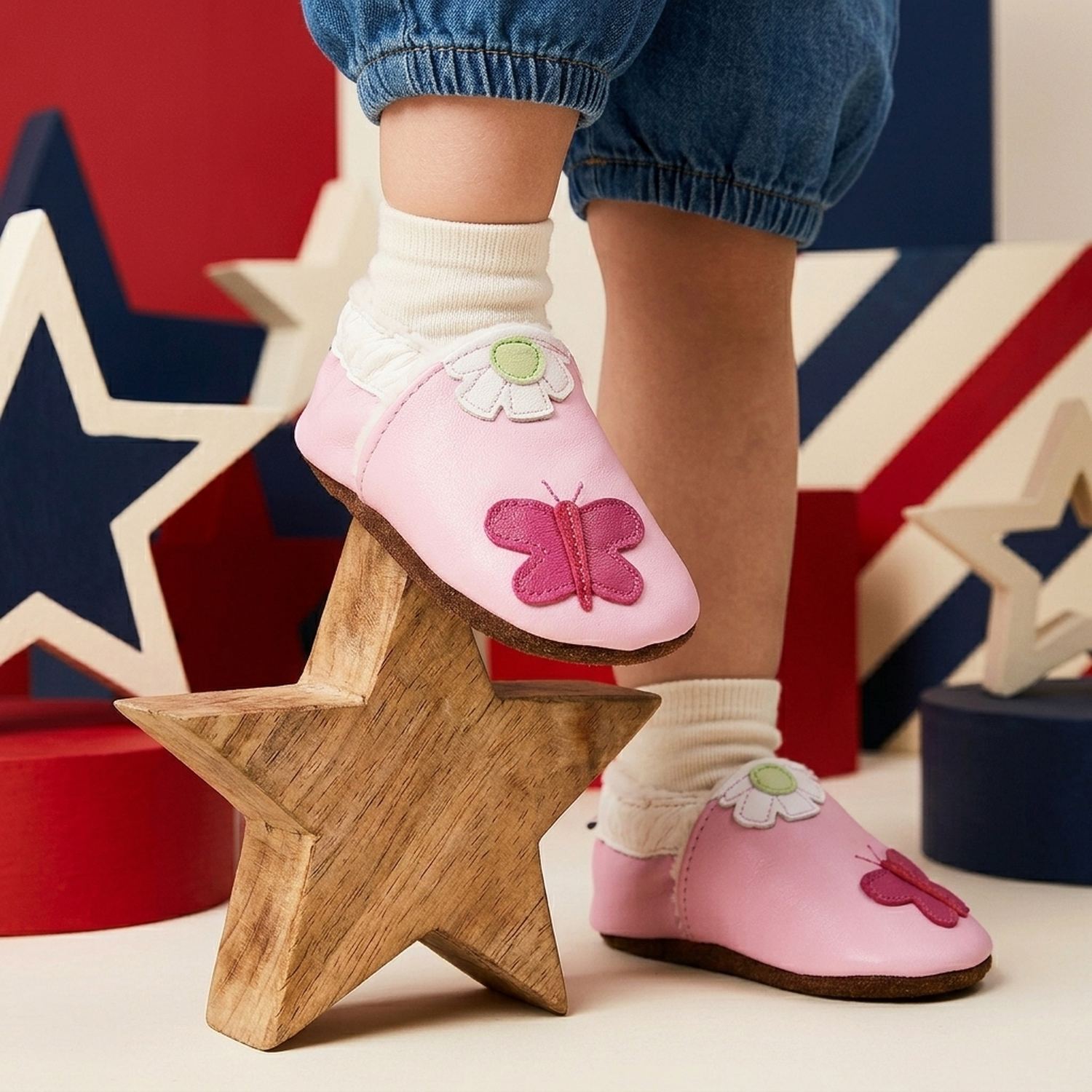 chaussons-bebe-cuir-souple-fourres-papillons-en-folie-portee-bebe-entier-5