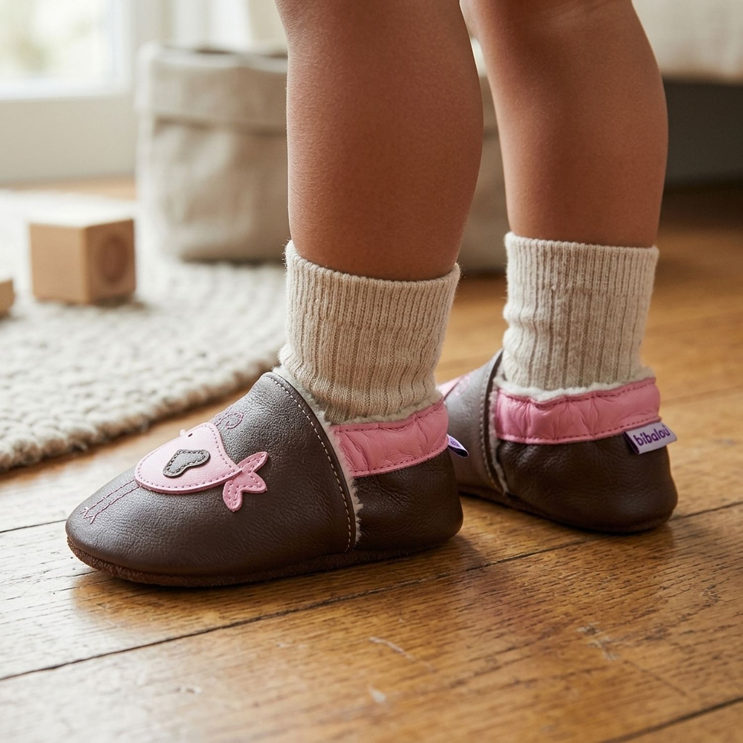 chaussons-bebe-cuir-souple-fourres-nid-d-amour-portee-bebe-5