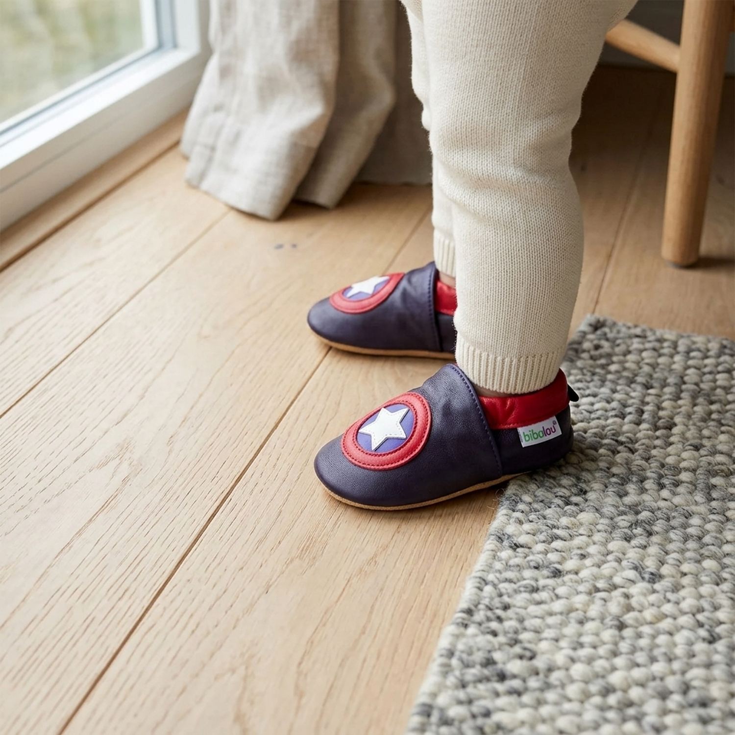 chaussons-bebe-cuir-souple-capitaine-usa-portee-bebe-2