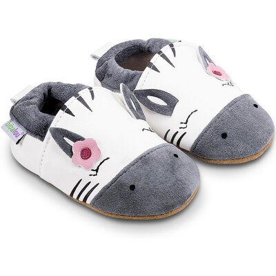 chaussons-bebe-cuir-souple-eugenie-la-zebresse-fond-blanc-1