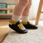 chaussons-bebe-cuir-souple-charly-le-tigre-portee-bebe-2
