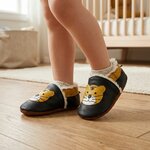 chaussons-bebe-cuir-souple-fourres-charly-le-tigre-portee-bebe-4