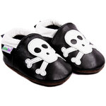 chaussons-bebe-cuir-souple-rock-n-roll-squelette-fond-blanc-1
