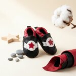 chaussons-bebe-cuir-souple-super-heros-mise-en-scene-atelier-4