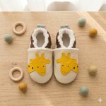 chaussons-bebe-cuir-souple-fourres-laly-la-girafe-vue-dessus-3