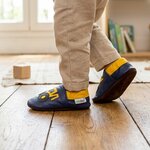 chaussons-bebe-cuir-souple-tractopelle-portee-bebe-entier-3