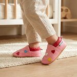 chaussons-bebe-cuir-souple-mini-coeurs-portee-bebe-3