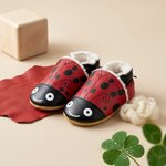 chaussons-bebe-cuir-souple-fourres-gabrielle-la-coccinelle-mise-en-scene-atelier-5