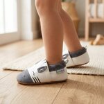chaussons-bebe-cuir-souple-eugene-le-zebre-portee-bebe-5