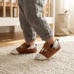 chaussons-bebe-cuir-souple-perceval-le-cheval-portee-bebe-4