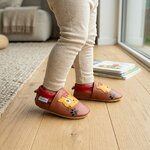 chaussons-bebe-cuir-souple-nougat-le-chat-portee-bebe-2
