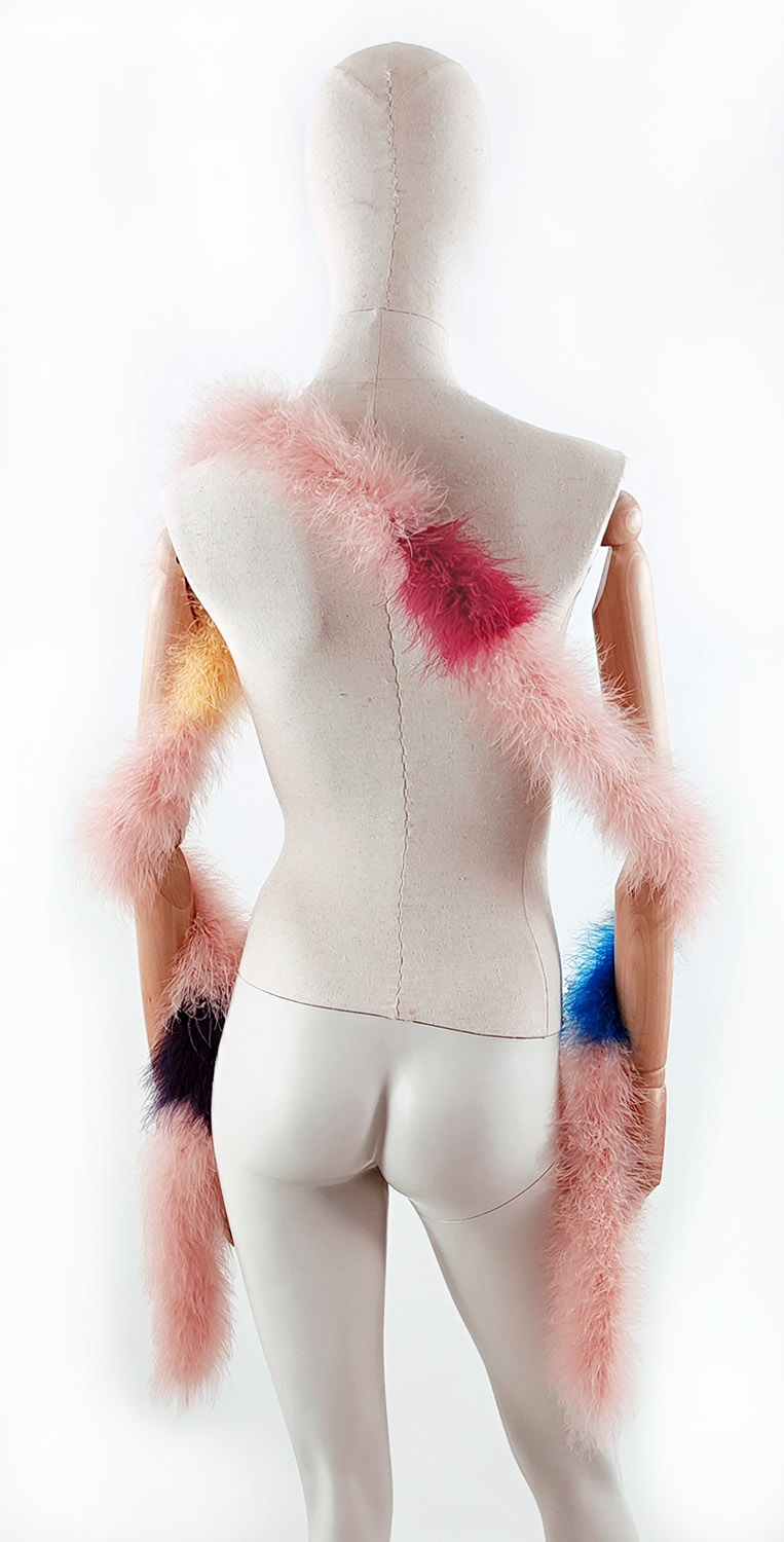 echarpe plume duveteuse rose poudre