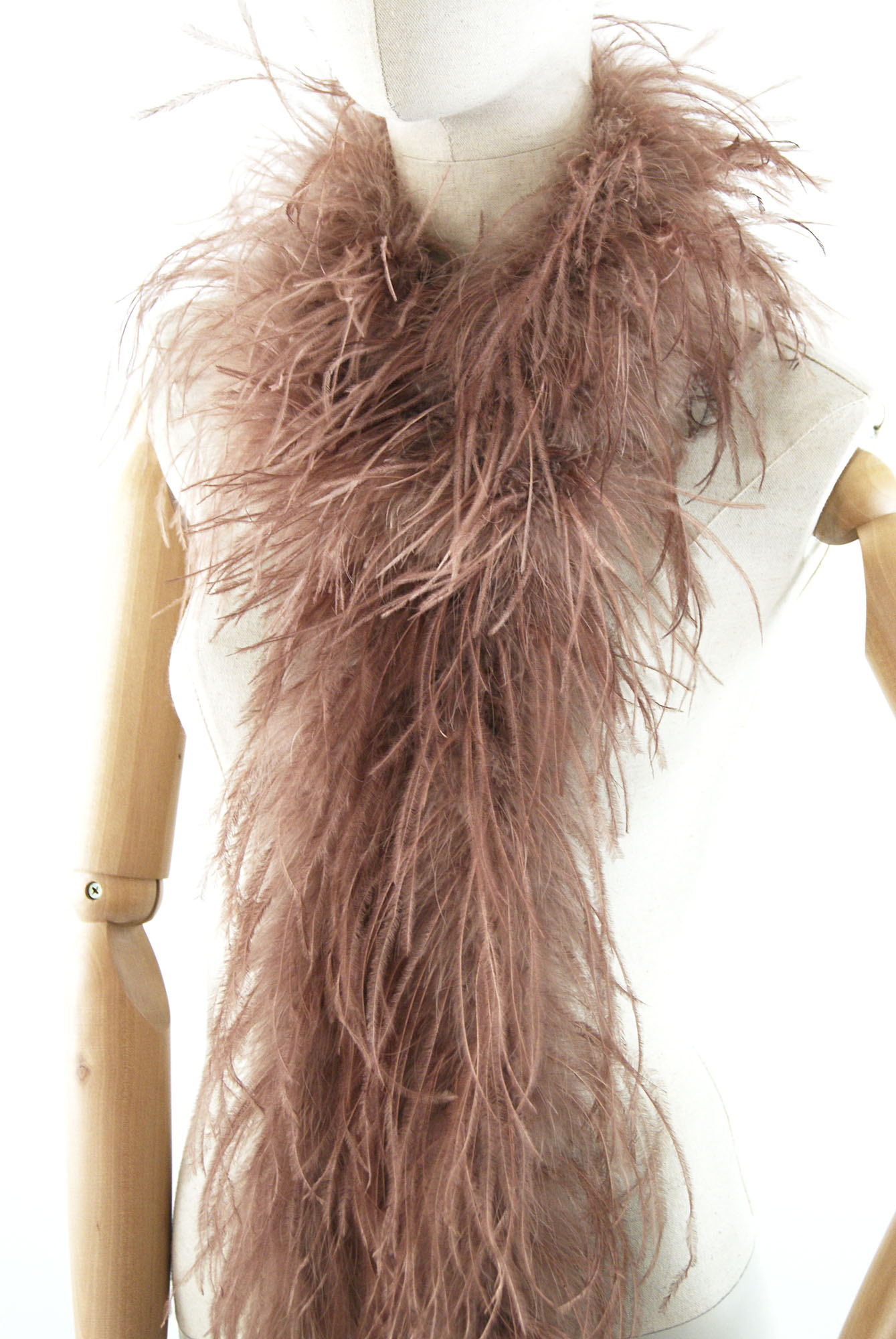 boa autruche volume marron sepia