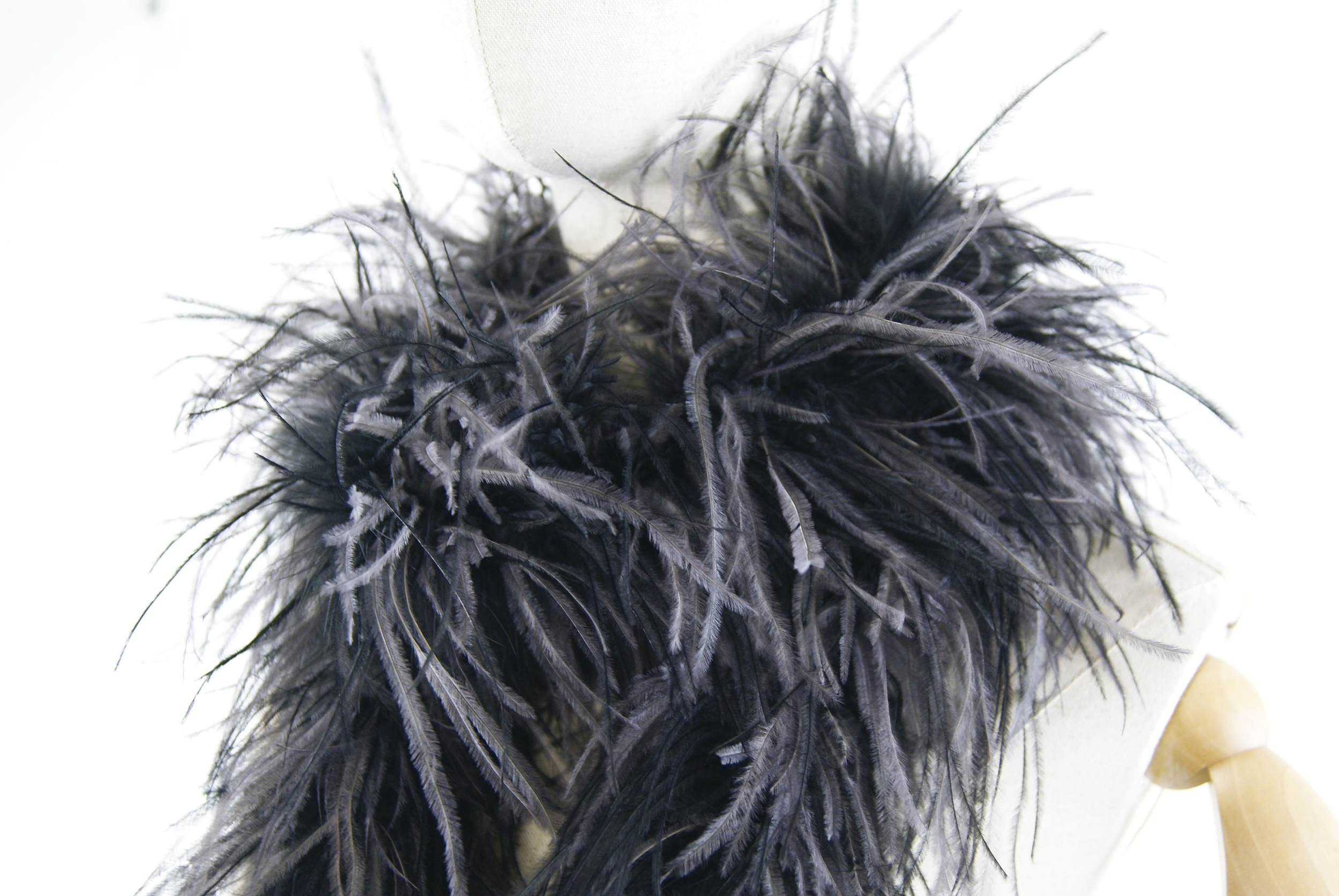 echarpe autruche gris gris fonce