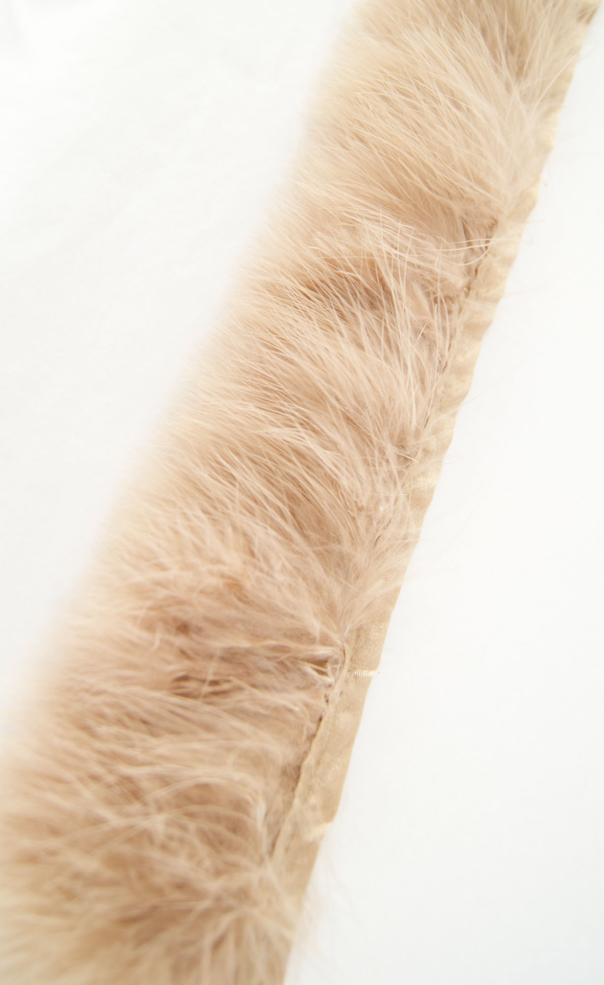 frange plume de dinde marabout beige de qualite