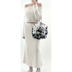 sac en plume pompon noir et blanc