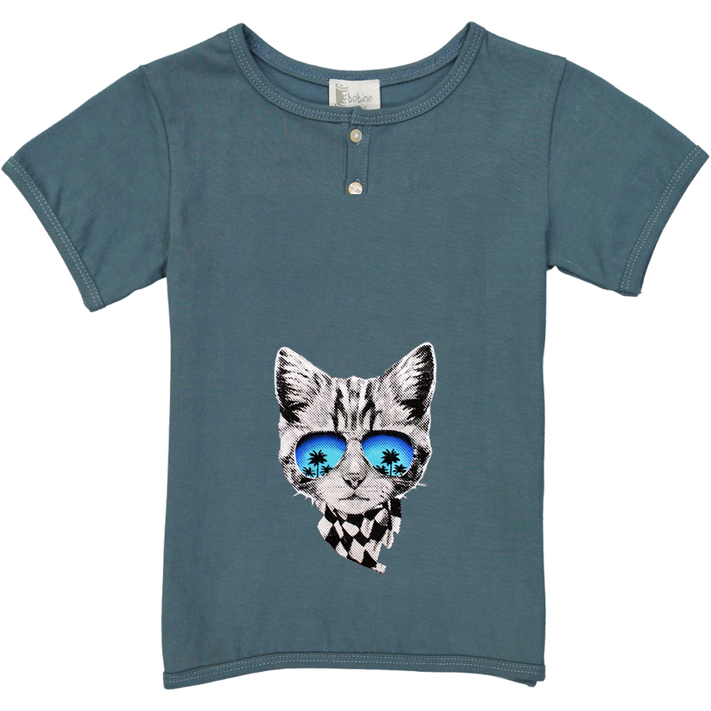 T-shirt garçon bleu canard imprimé chat foulard<br>Existe uniquement en 8 ans<br>