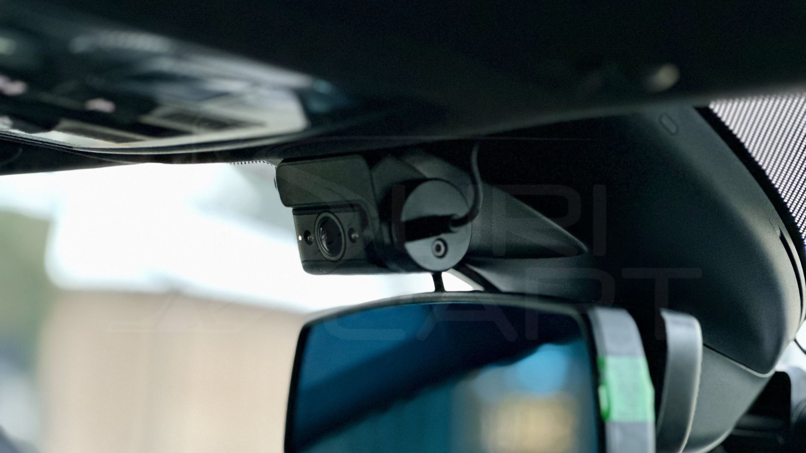 Caméra intérieure de dashcam dans un taxi SKODA Superb