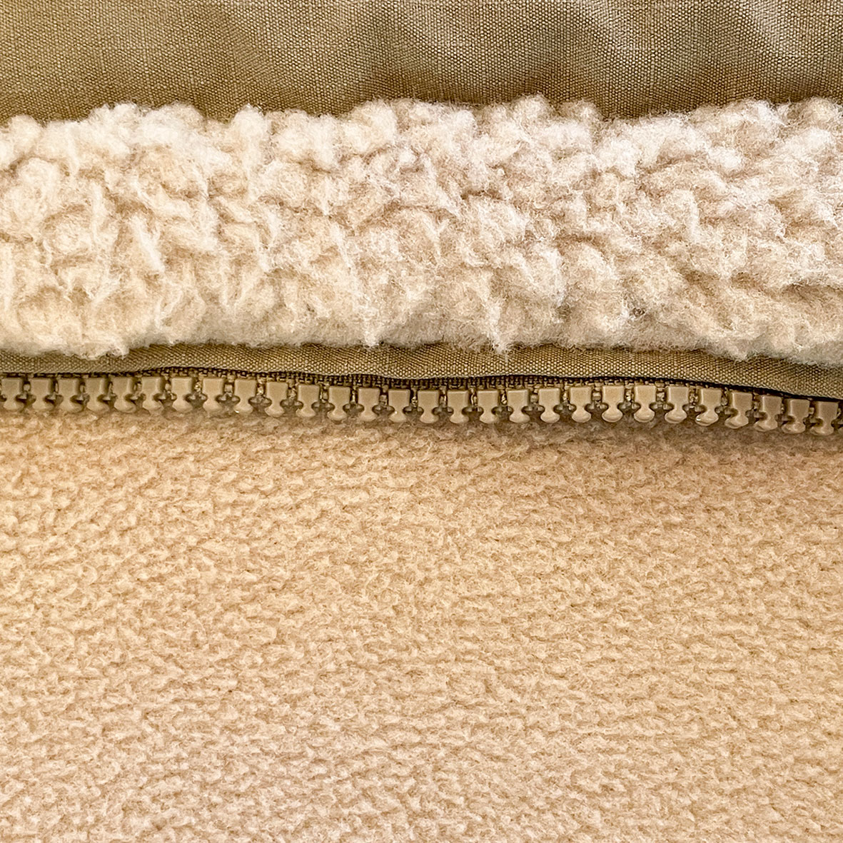 polaire-poils-longs-beige