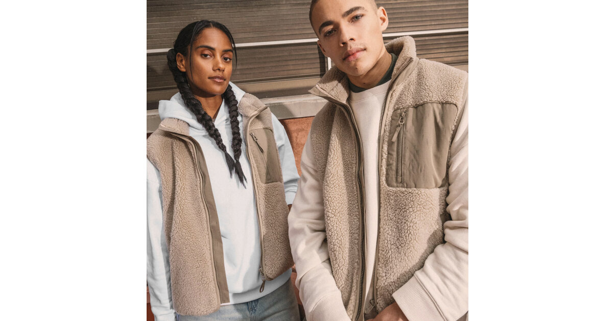 Mceream Gilet En Polaire Pour Femmes Tendance Boutonné Col En V Sherpa Doux Confortable Chaud Sans Manches Veste D Hiver Avec Poches Grande Taille V Teme