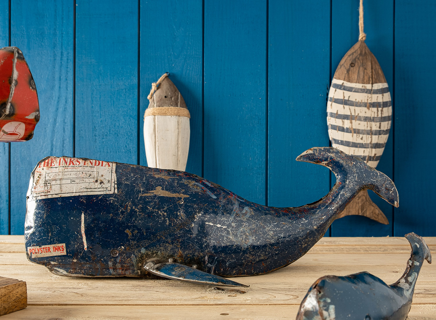 Figurine de baleine en métal pour décoration nautique Finition