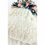 bonnet-creme-femme-pompon