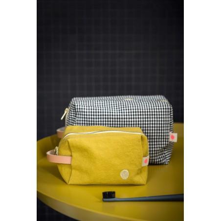 trousse-cube-ernest-caviar-gm-2