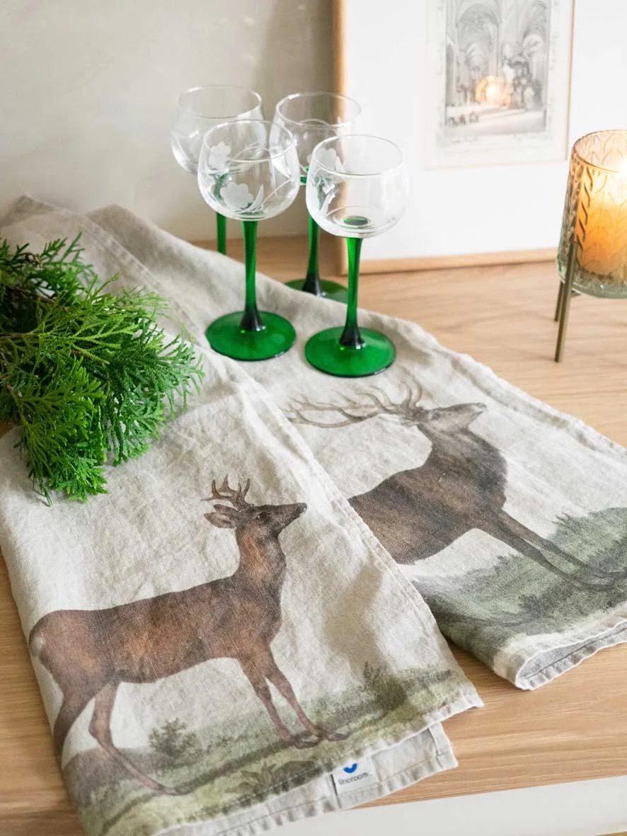 6001M-DRL-Linoroom-kitchen-towels-Deer-and-Roe-deer-Vertical-LR2