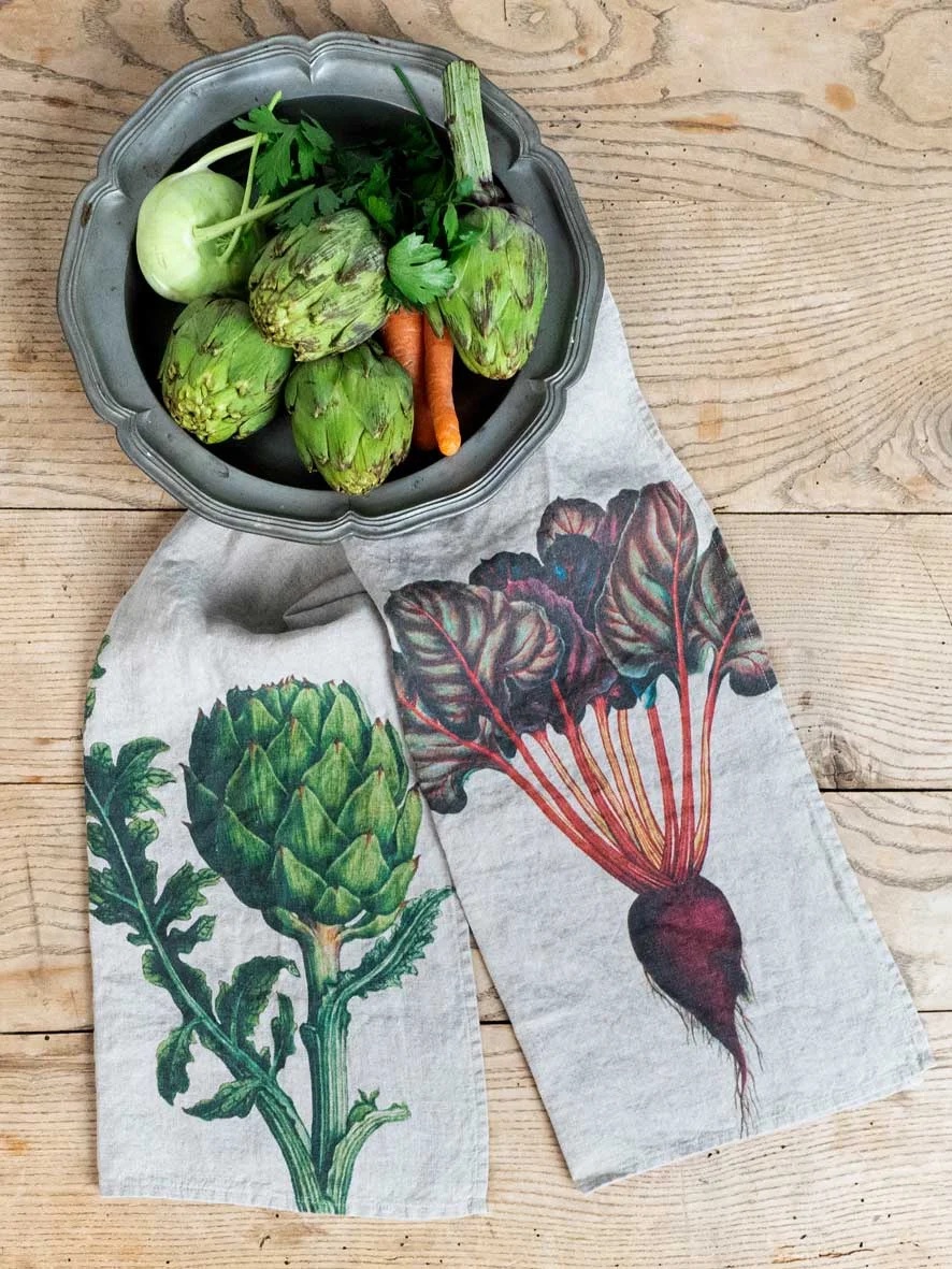6001M-BA-Linoroom-Kitchen-towels-artichoke-and-beetroot-WEB-LR3