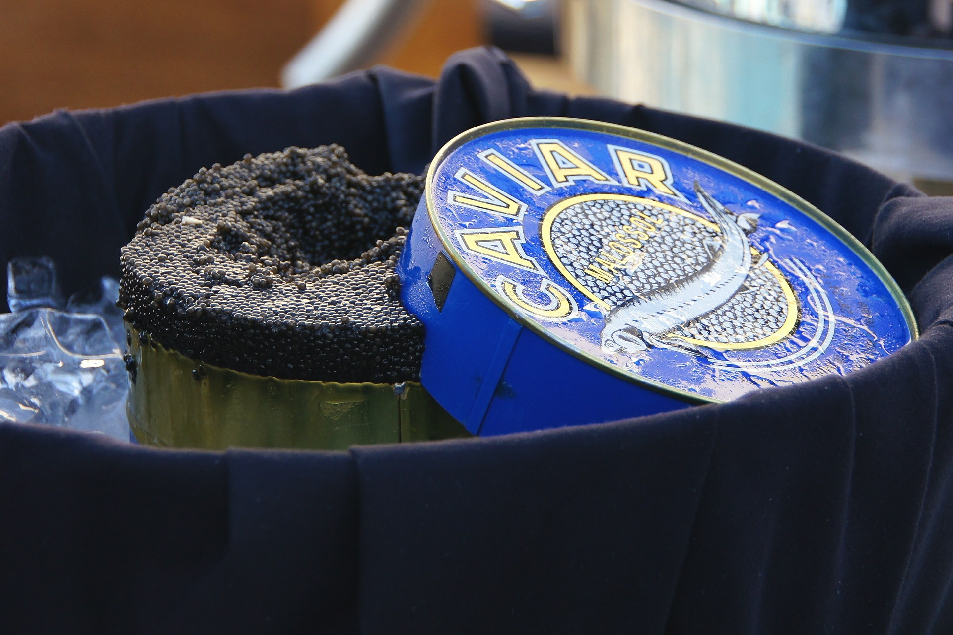 caviar 389065 1920