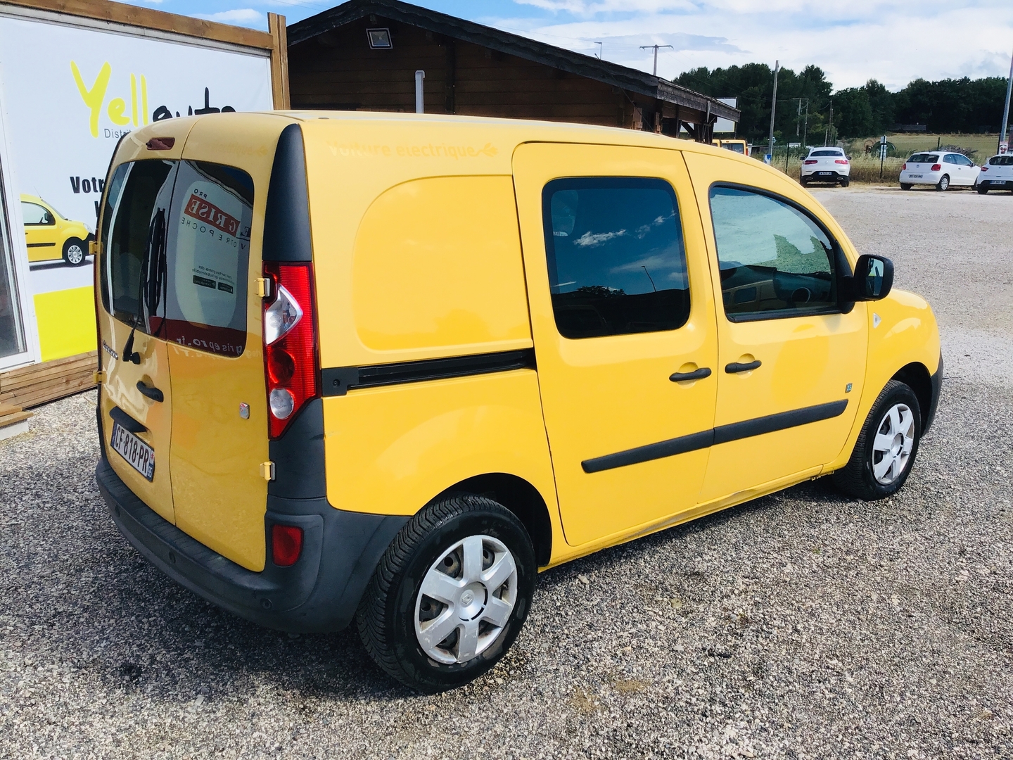 Renault kangoo объем багажника