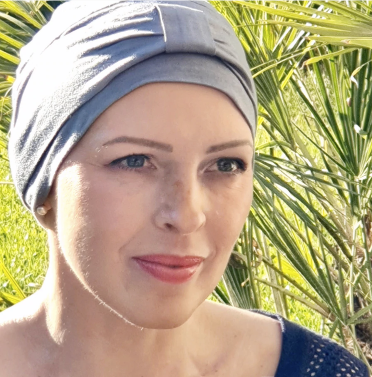 CLARA GRIS