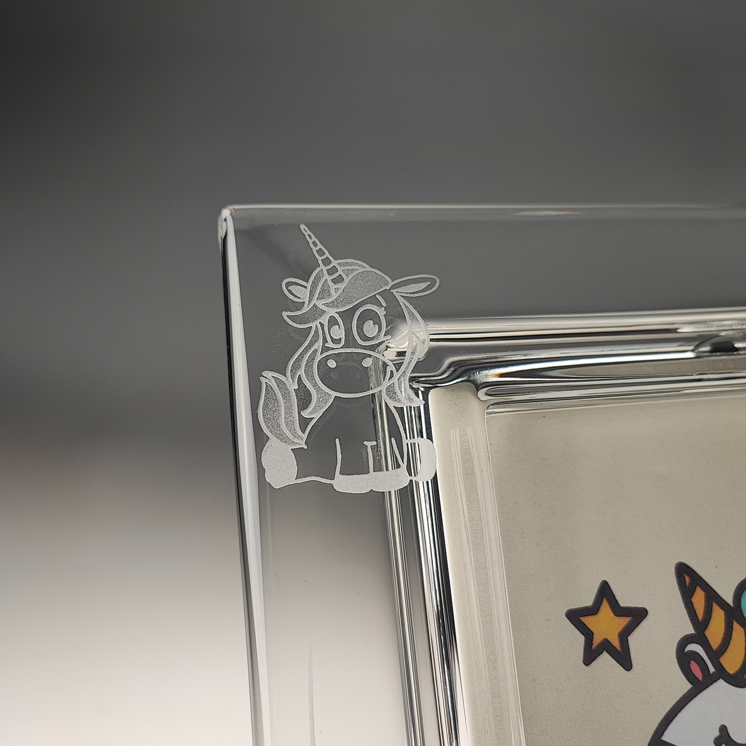 cadre_licorne_zoom