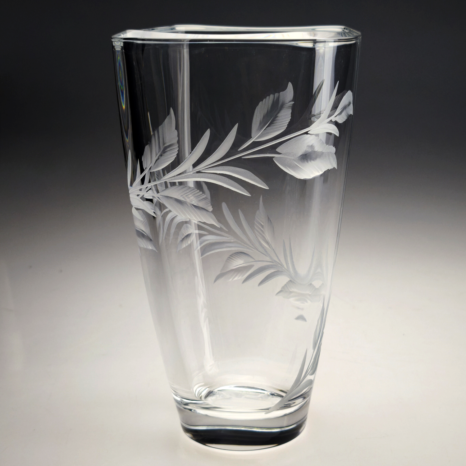 vase_ghiades_taille_lierre_3