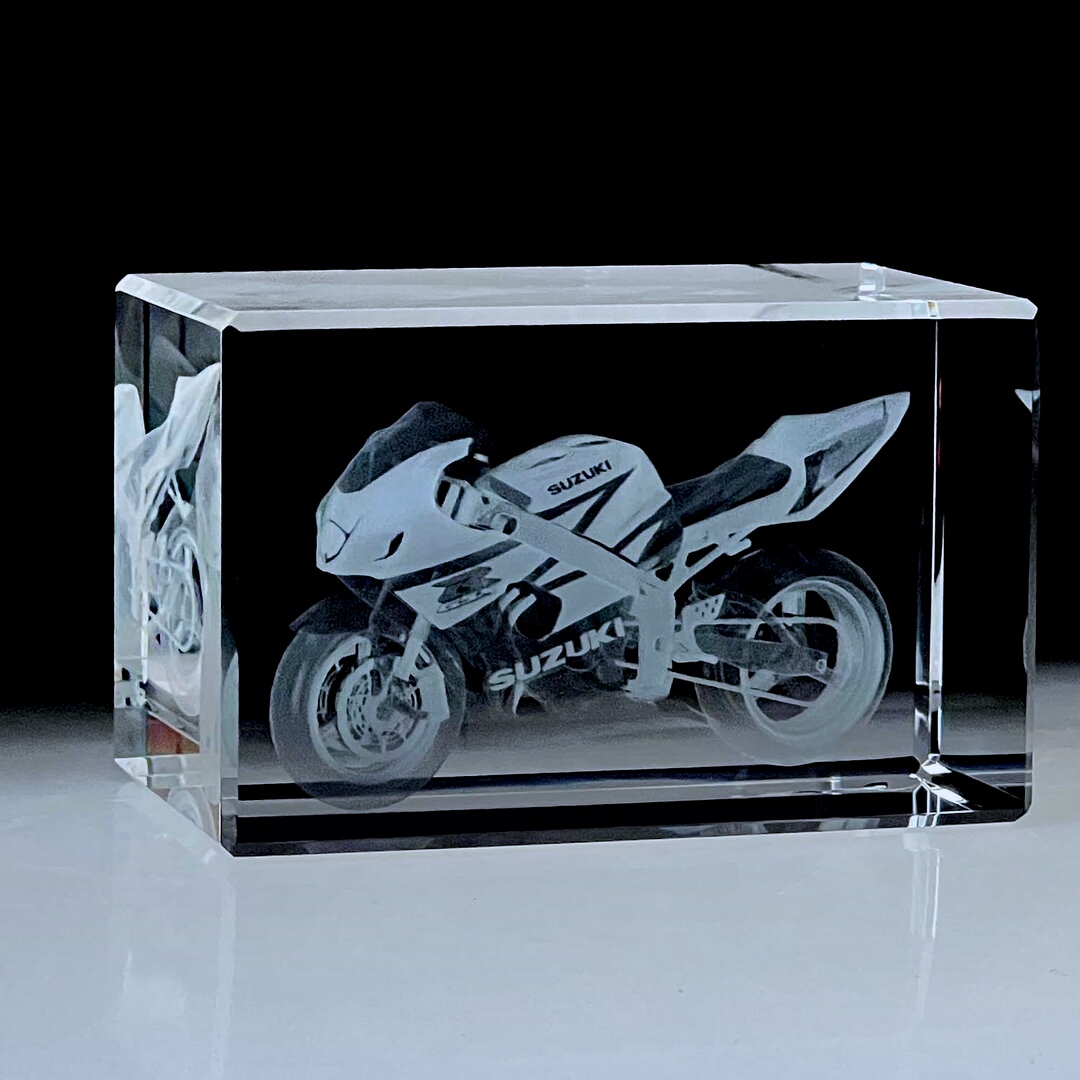 moto_gsxr_web_72dpi