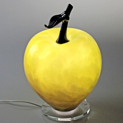 PM08_lampe_pomme_verte_format_carre