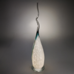 lampe_plume_bleu_gris_cote