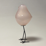 oiseau_sur_pied_rose_2
