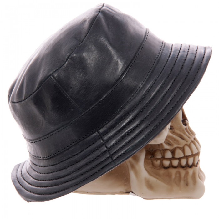 Crâne portant un chapeau Lulu Shop 4