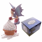 Figurine de Fée avec un cupcake lulu shop 1