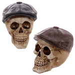 Crâne portant une casquette plate Lulu Shop 1