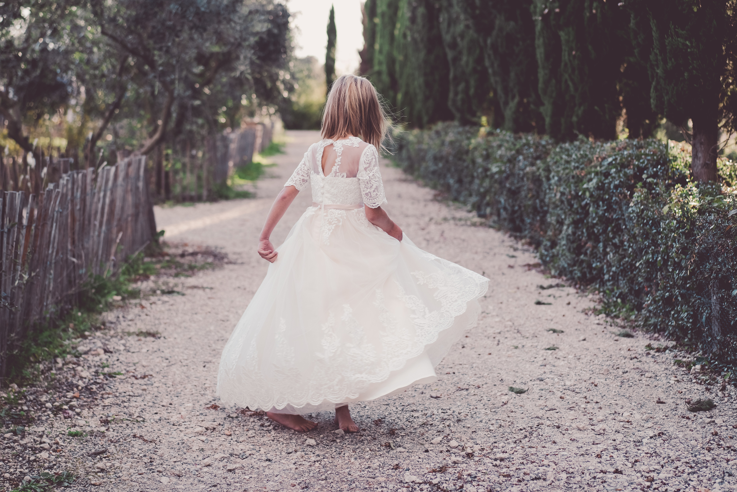 robe mariage enfant broderie